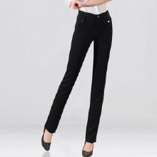 服飾服裝批發(fā)零售市場 價格、廠家與箱包銷售全解析