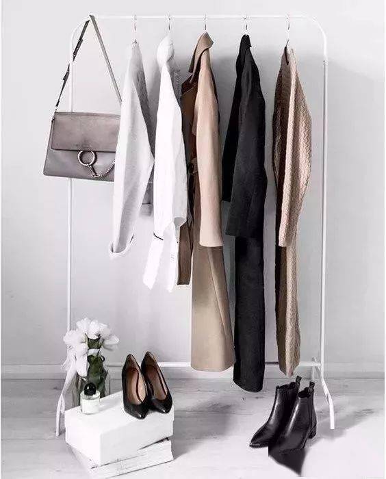 服裝商品企劃 鞋帽零售設計主題企劃的深層邏輯與實戰(zhàn)案解